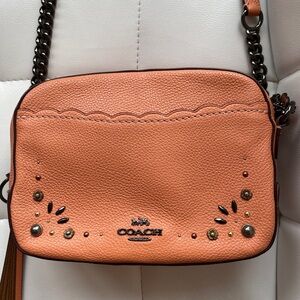 Coach Crossbody Camera Bag Prairie Rivet polished pebble leather tan/melon